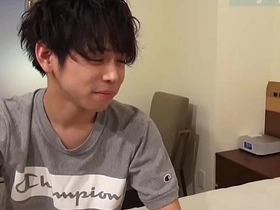 初登場アパレル店員のノンケが女優を相手にプリケツ振って生ハメ！w new japanese gay porn