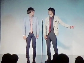 袖に芸人が集まる漫才 japanese gay prison porn