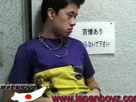 A hot Japanese bottom boy loves to get his hot ass fucked chinese gay men porn cum