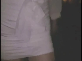 【露出】第一次女装伪娘户外露出：包臀裙 肉丝 高跟鞋 gay porn asian dilf