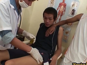 Asia twink cums after 3way sex and oral with doctors crazy gay chinese porn