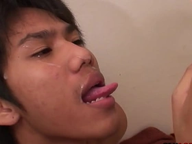 Cocksucking Asian twinks have bareback duo before pissing ass chinese gay porn