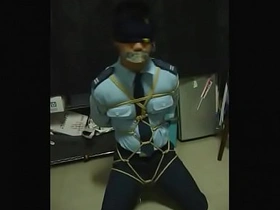 捆绑玩弄警察 gay porn muscular asian
